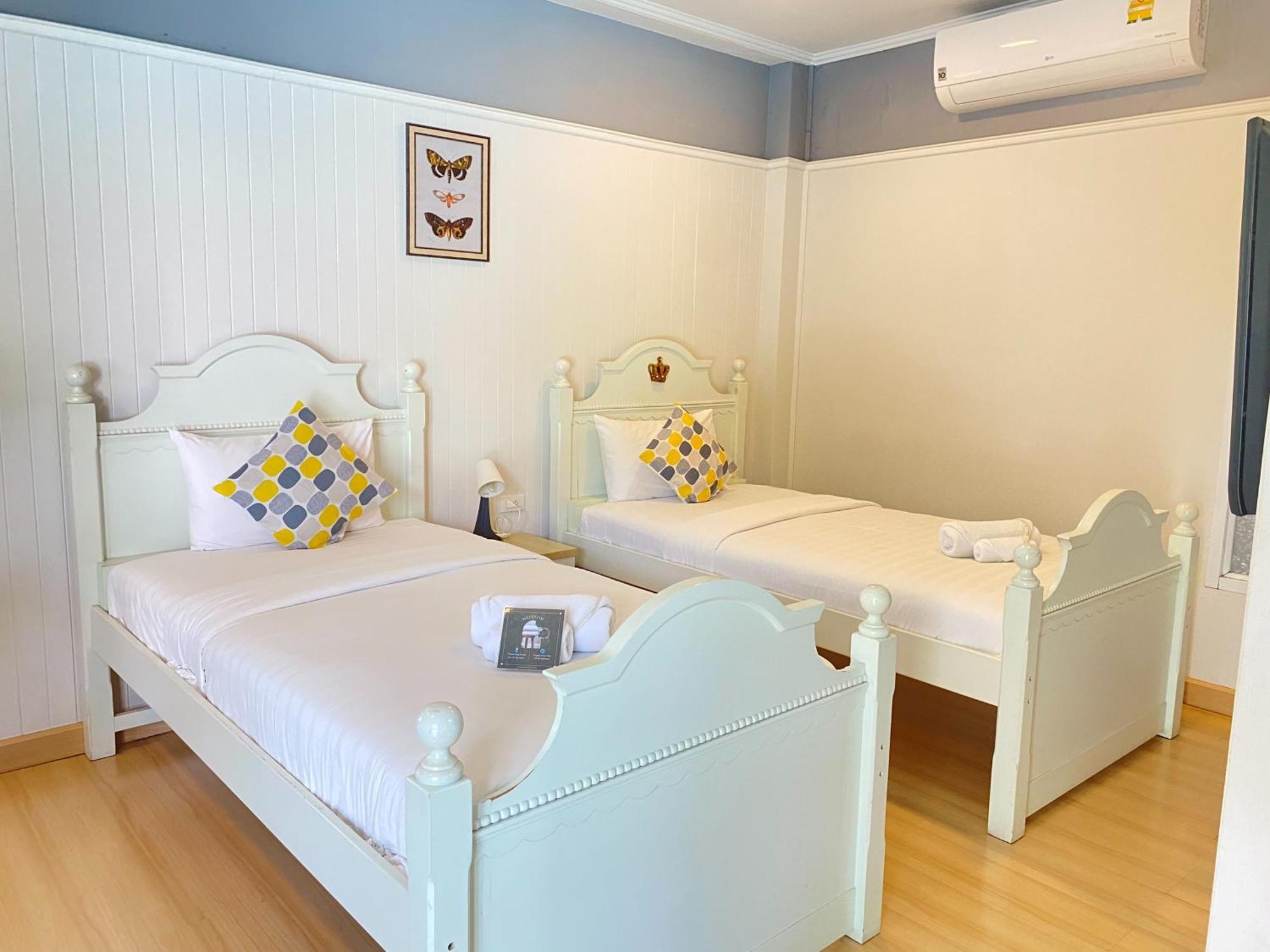 La Riva Boutique Hotel Kamphaeng Phet Exterior photo